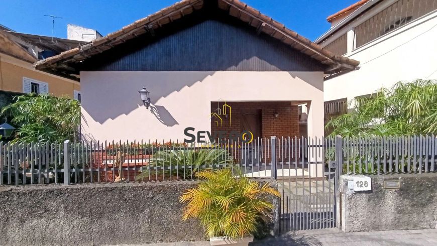Casa à venda no bairro Barro Vermelho - São Gonçalo/RJ