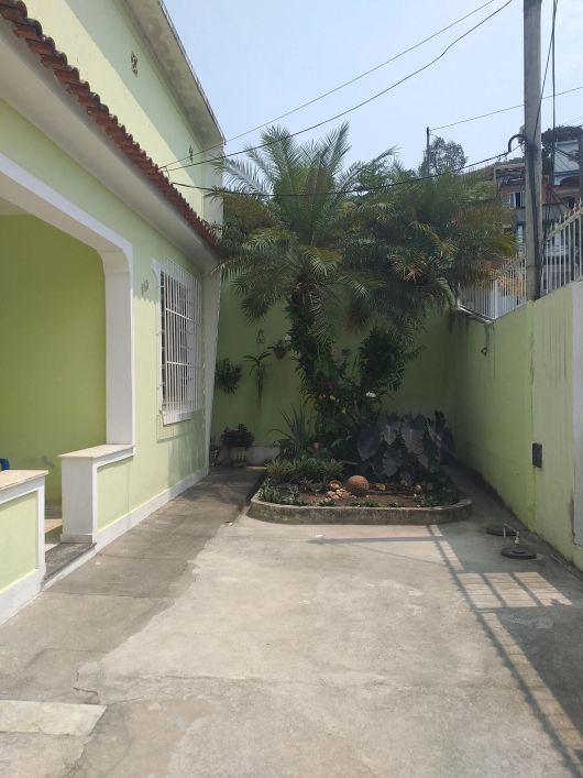 Casa de 3 quartos - Santa Catarina - São Gonçalo - RJ -