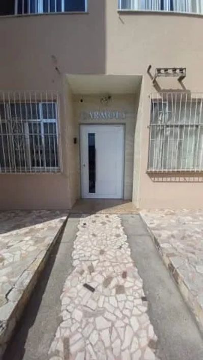 Penha Circular - Excelente 2 quartos com dependência completa de empregada, com 63 m², ótima loca