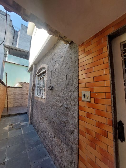 Vendo casa duplex com 68 m² com 2 quartos em Barro Vermelho - São Gonçalo - RJ