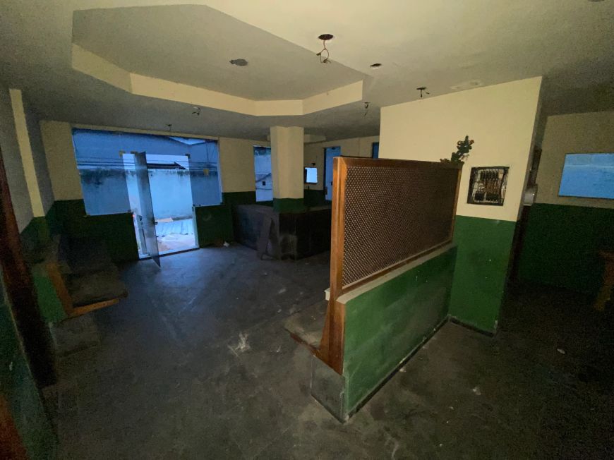 Imóvel para aluguel possui 340 metros quadrados com 5 quartos em Antonina - São Gonçalo - RJ