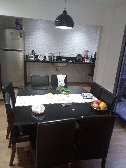 CASA COM 4 QUARTOS À VENDA POR $410.000 EM BARRO VERMELHO-SG