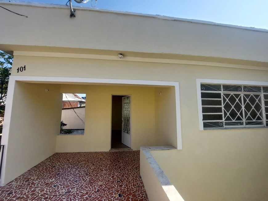 Vendo 3 casas com 1, 2 e 3 quartos em Porto da Pedra - São Gonçalo - RJ