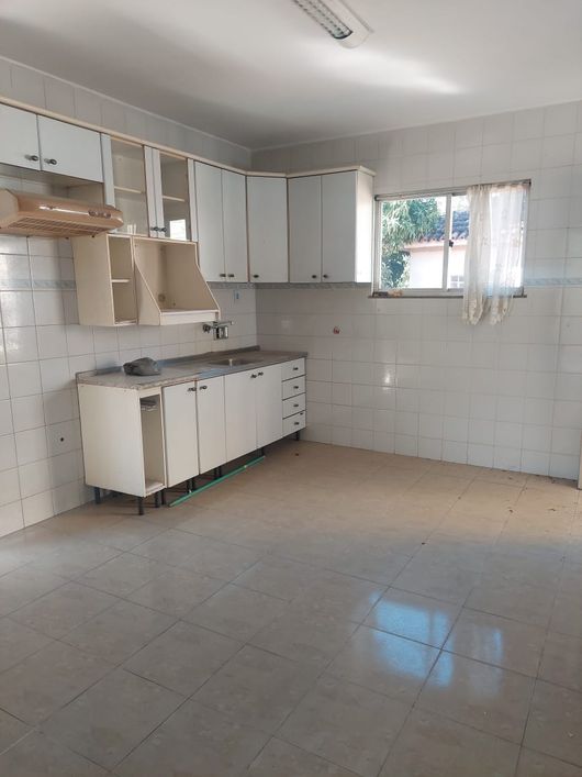 Sobrado para venda possui 80 m² com 2 quartos em Barro Vermelho - São Gonçalo - RJ