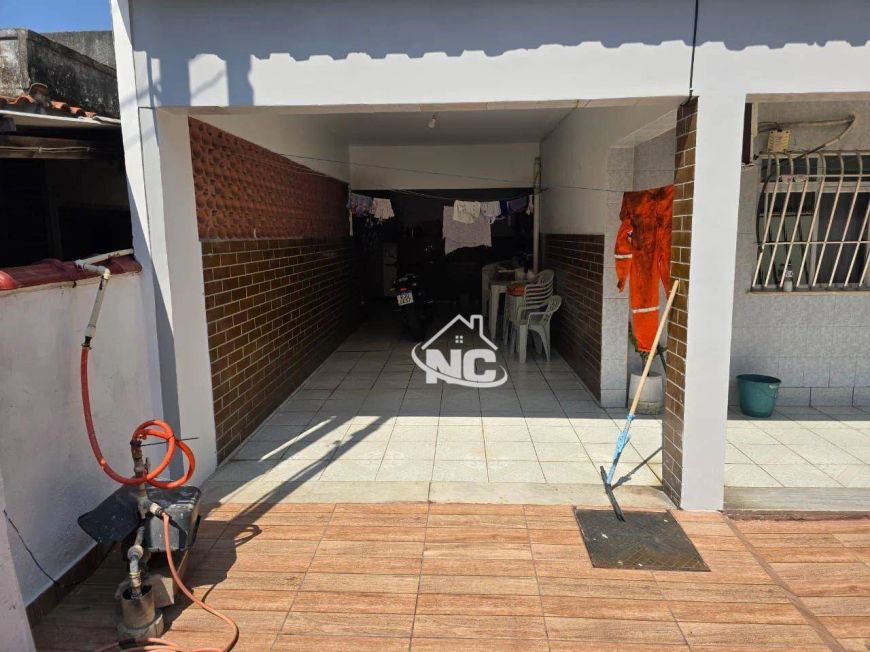 Casa com 4 quartos à venda, 110 m² por R$ 389.000 - Itaúna - São Gonçalo/RJ