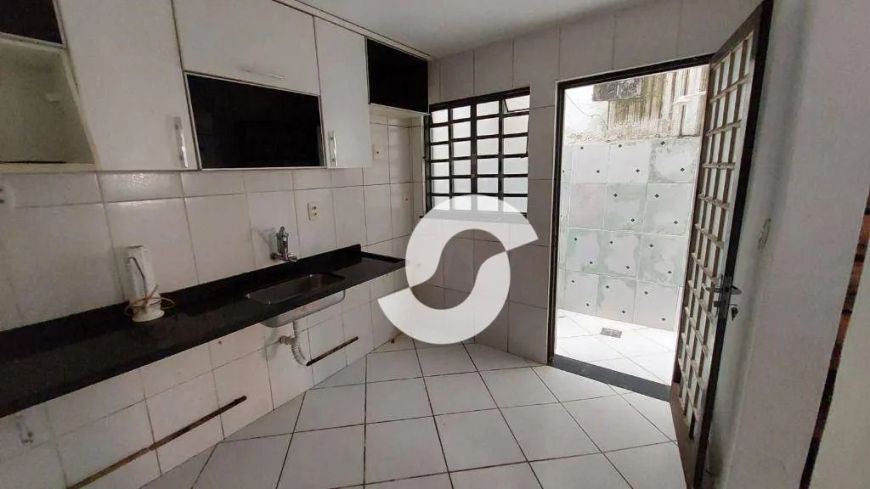 Casa à venda, 55 m² por R$ 150.000,00 - Coelho - São Gonçalo/RJ