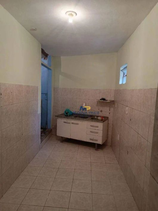 Casa com 1 dormitório à venda por R$ 200.000,00 - Barro Vermelho - São Gonçalo/RJ