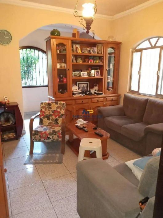 Casa com 3 dormitórios à venda por R$ 300.000,00 - Colubande - São Gonçalo/RJ