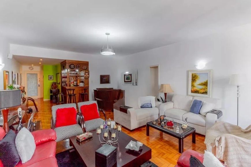 Apartamento à venda com 220m², 3 quartos e 2 vagas