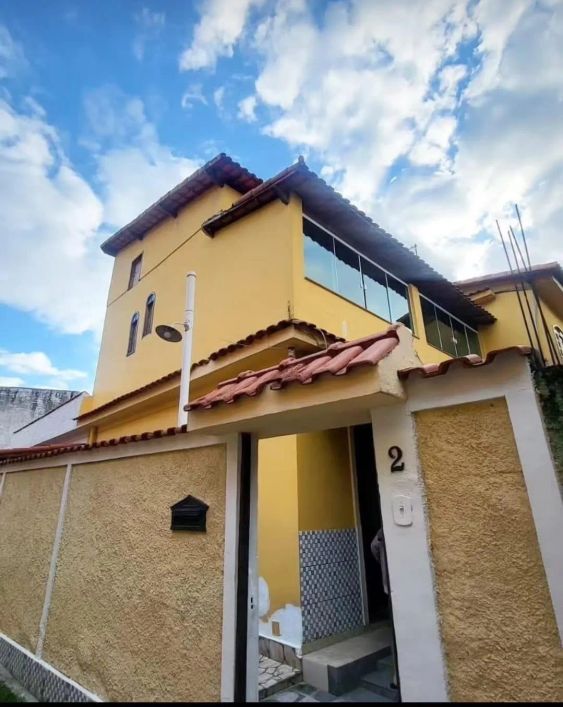 Casa com 4 quartos no Camarão SG