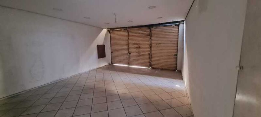 ALCÂNTARA - RUA DOUTOR ALFREDO BACKER, 438 LJ R 2.700,00