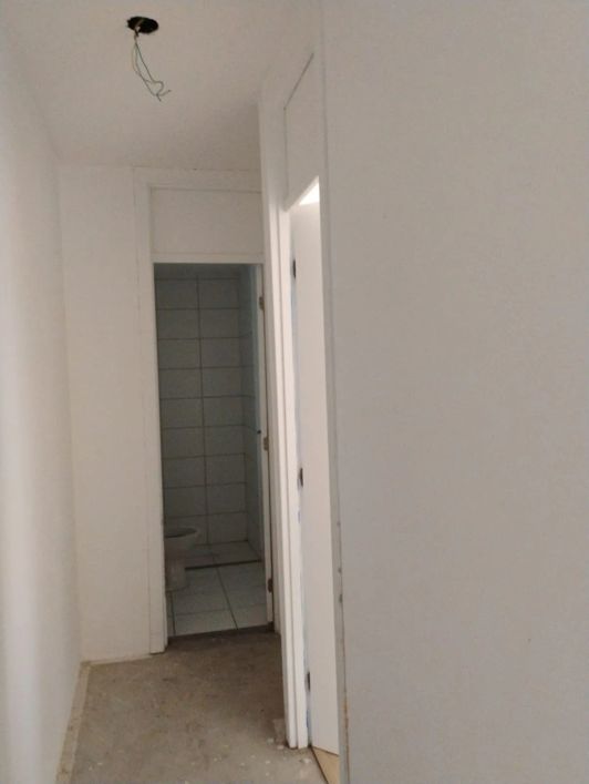 Apartamento com 2 quartos em excelente Condomínio.