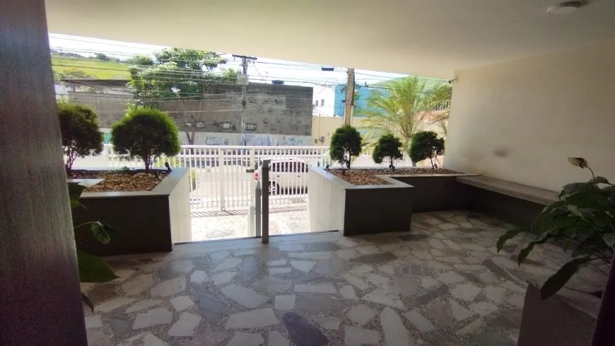 Imóvel para aluguel tem 65 metros quadrados com 2 quartos em Zé Garoto - São Gonçalo - RJ
