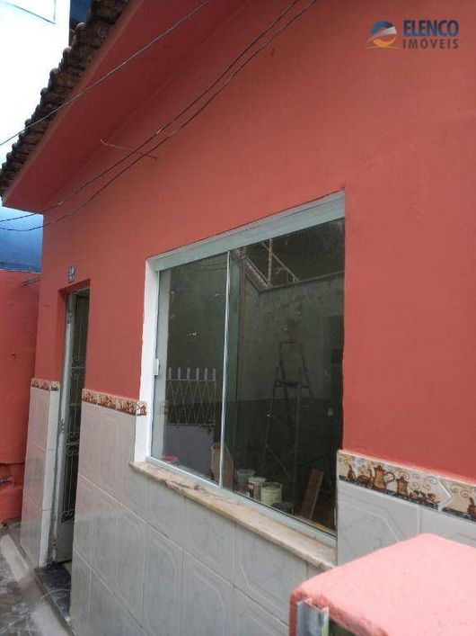 Casa com 1 quarto para alugar por R$ 807/mês - Zé Garoto - São Gonçalo/RJ