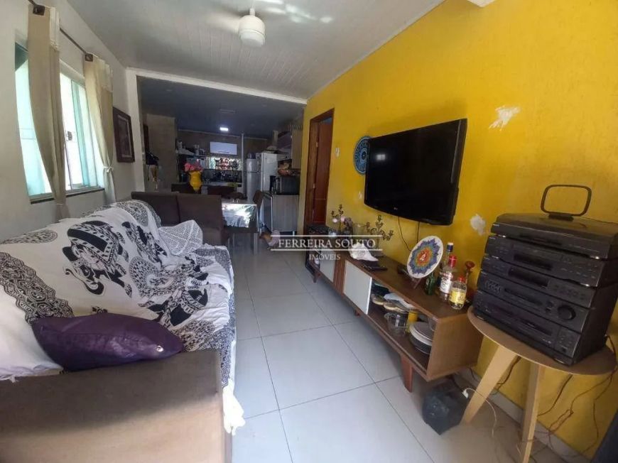 Sobrado com 3 dormitórios para alugar, 142 m² por R$ 2.077,65/mês - Mutondo - São Gonçalo/RJ