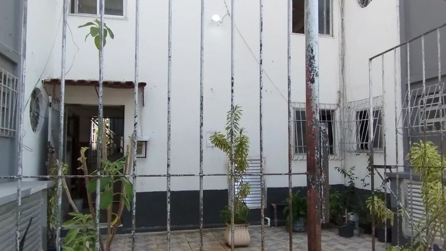 Imóvel para aluguel possui 45 metros quadrados com 2 quartos em Vila Lage - São Gonçalo - RJ