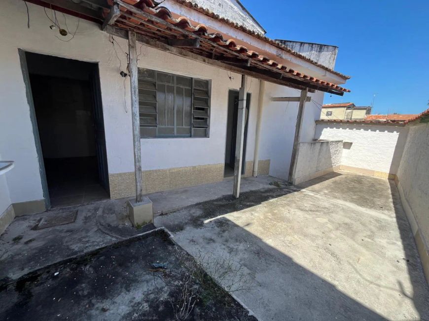 Casa (Padrão), com 1 quartos e 1 banheiros para Aluguel, 30 m² em São Gonçalo/RJ