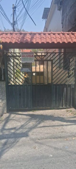 Casa para aluguel com 3 quartos em Centro - São Gonçalo - RJ