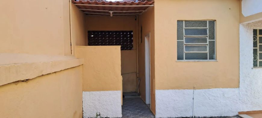 Casa com 2 quartos em Porto Novo - São Gonçalo - RJ