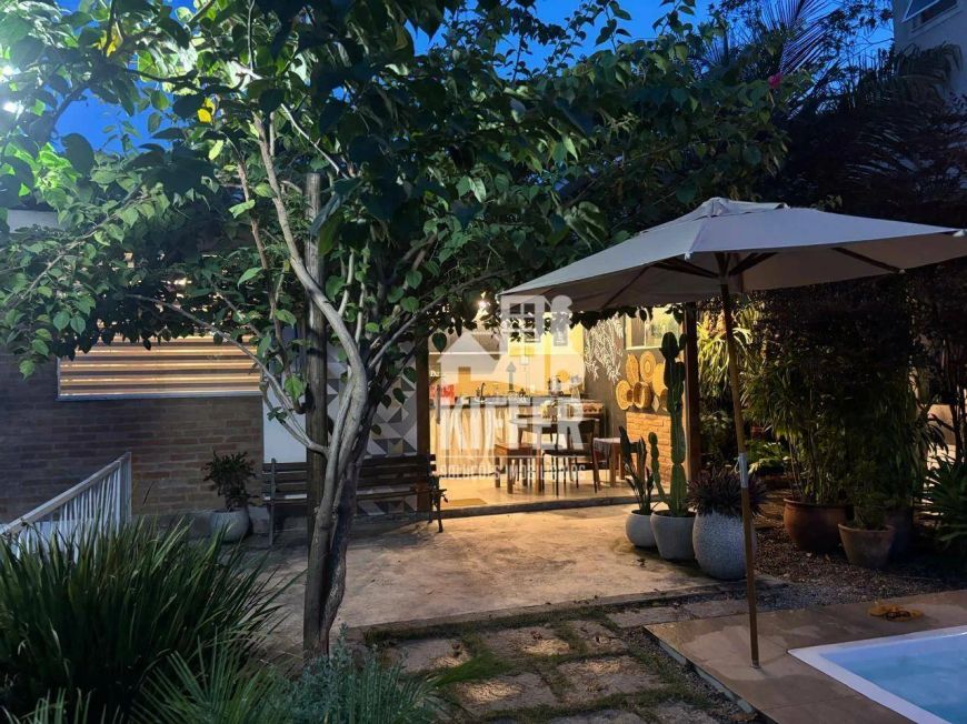 Casa com 3 quartos e piscina à venda, 180 m² por R$ 490.000 - Maria Paula - São Gonçalo/RJ