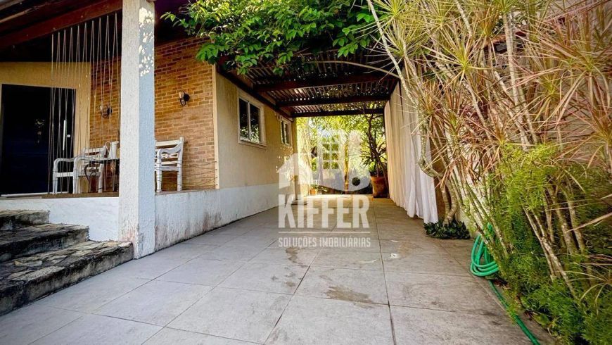 Casa com 3 quartos e piscina à venda, 180 m² por R$ 490.000 - Maria Paula - São Gonçalo/RJ