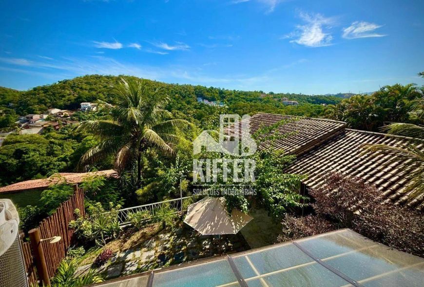 Casa com 3 quartos e piscina à venda, 180 m² por R$ 490.000 - Maria Paula - São Gonçalo/RJ