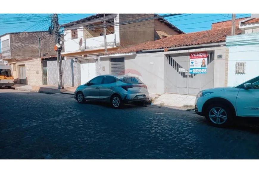 Casa Comercial Versátil em Conj. Peixoto Jacintinho, Maceió