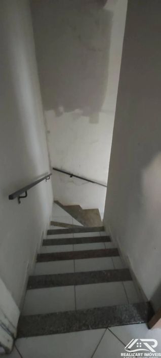 2 Casas independentes, térreo e 1° andar no Cleto
