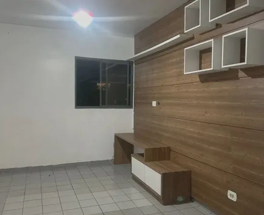 APARTAMENTO NO BENEDITO BENTES COM 2 QUARTOS 1 BANHEIRO