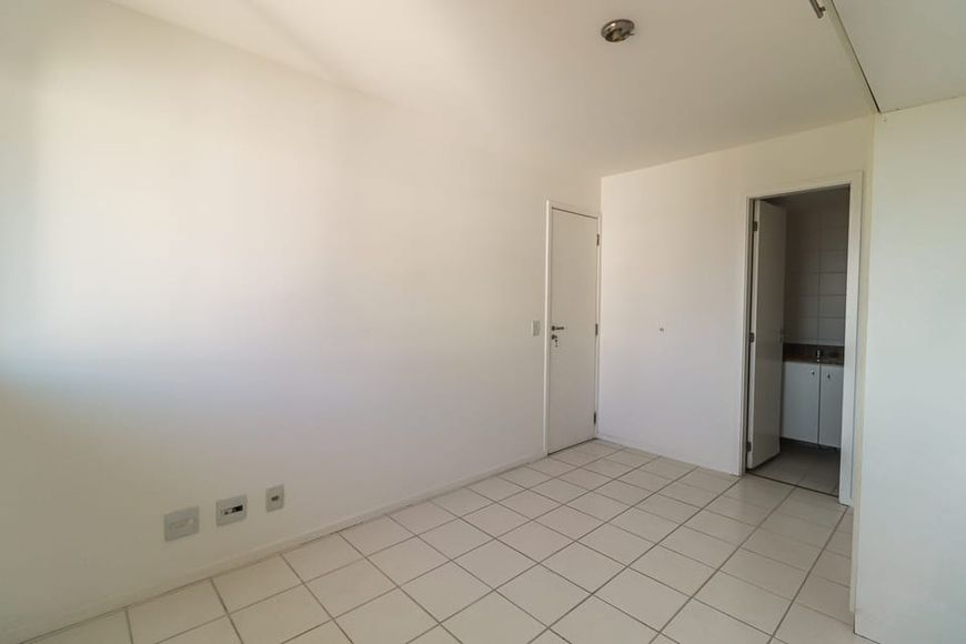 Apartamento para venda possui 65 metros quadrados com 2 quartos