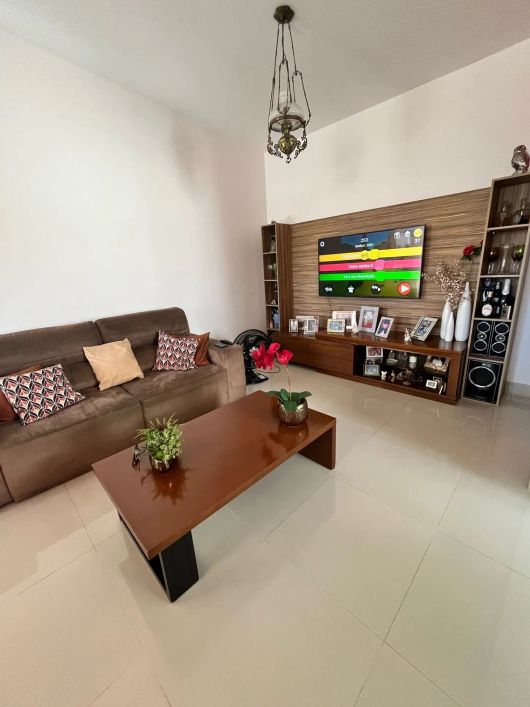 Casa com 3 Quartos (2 Suítes)• Bosque da Serraria – 130m2