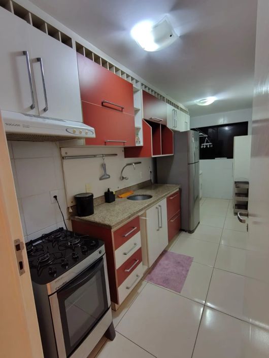 Alugo apt 2/4 semi mobiliado na jatiúca.