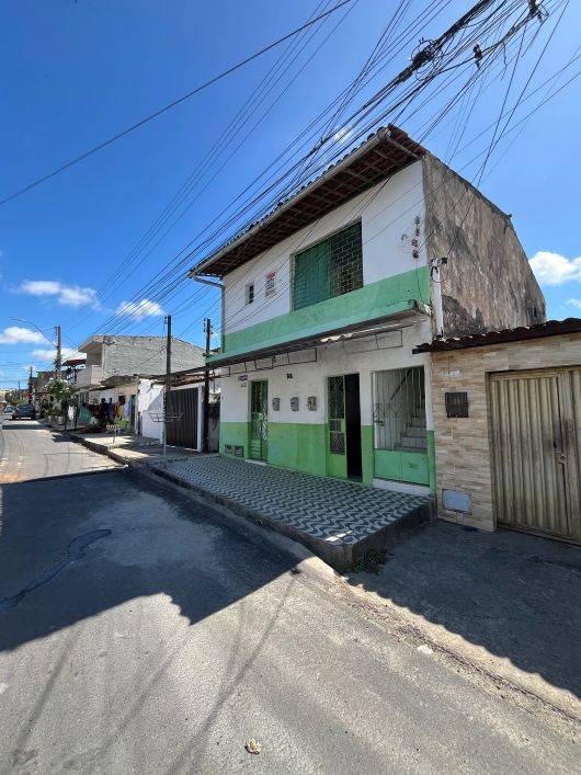 Vendo Casa com 4qts no Petropolis