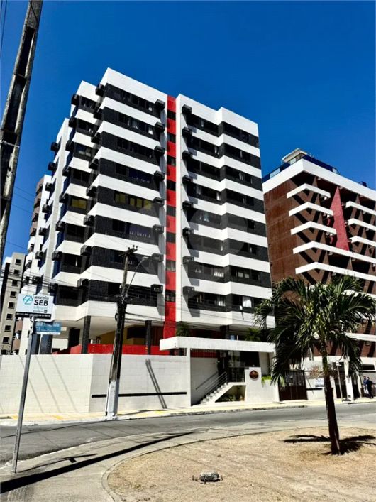 Apartamento com 2 quartos à venda em Jatiúca - AL