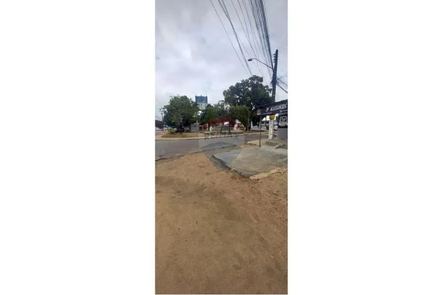 Casa com 6 Pontos Comerciais a Venda na Santa Lucia