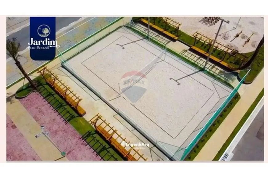 "Moderna Casa em Maceió: Conforto e Segurança"