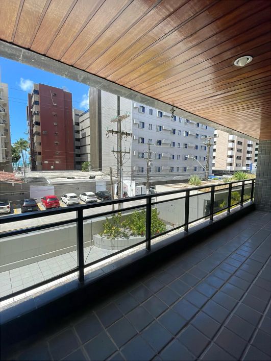 Apartamento Ponta Verde Vista para o Mar | 4 Quartos | 223M2 | 2 Vagas | DCE | Varanda | Gabinete