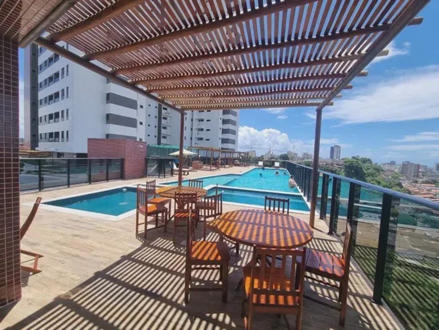 ALUGO Apartamento de 110m² no Ed. Mirante Club Strategia (Farol)
