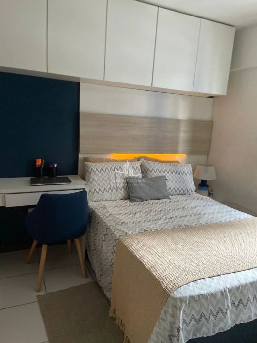 2 quartos Mobiliado prox à praia de Ponta Verde, vista mar, andar alto