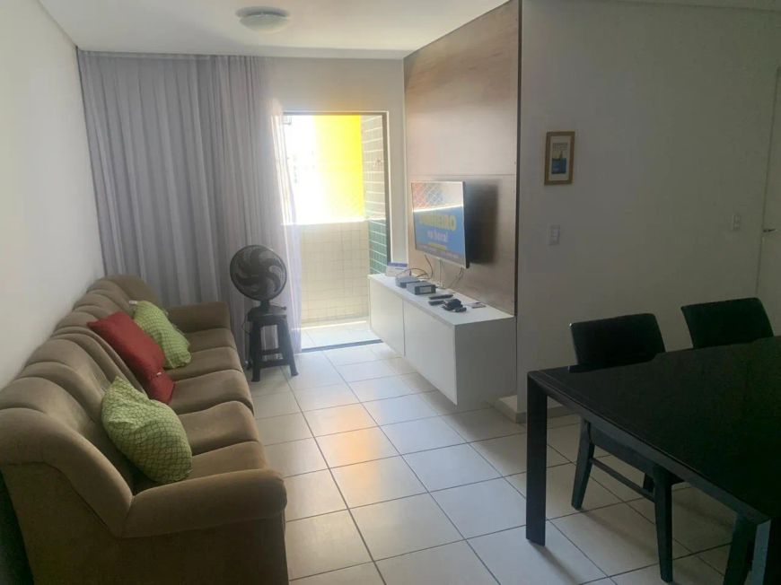 Oportunidade! 2q c/ varanda, 64m, Porteira Fechada, 150m da Praia, PiVerde.cond. Baixo