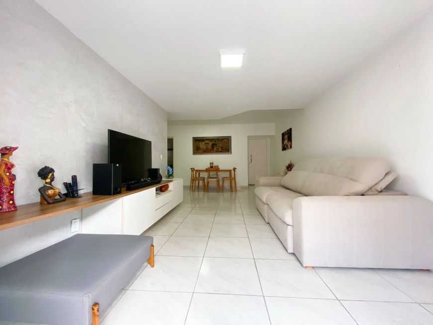 Apartamento na ponta verde com 132m2