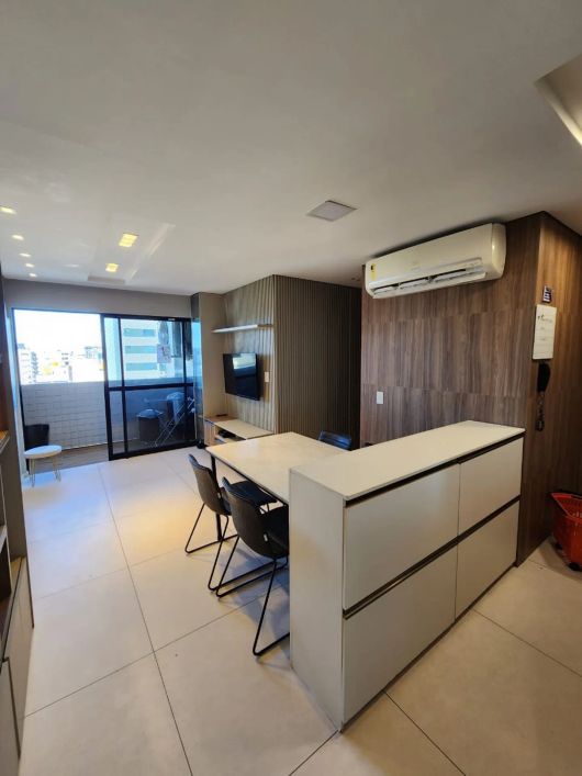Apt 2/4 mobiliado na ponta verde