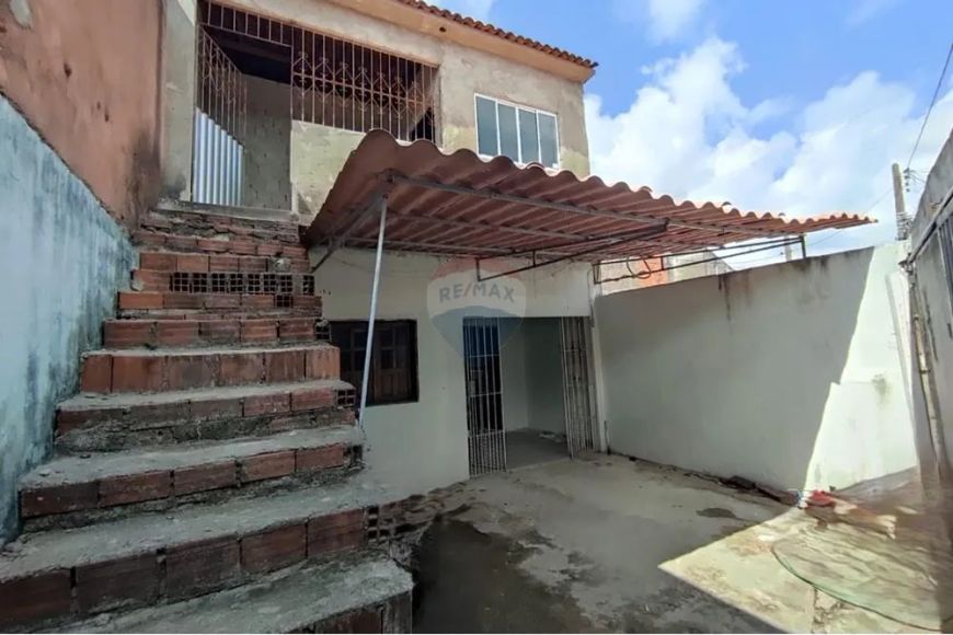 Casa a Venda em Jacintinho - 6 quartos - R$ 290.000