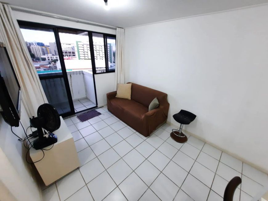 BEIRA MAR DE PAJUÇARA. QUARTO E SALA COM 41 M2 E MOVEIS FIXOS!