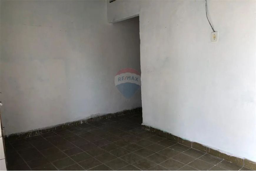 Casa à Venda em Salvador Lira, com 179m², no Valor de R$ 185.000,00