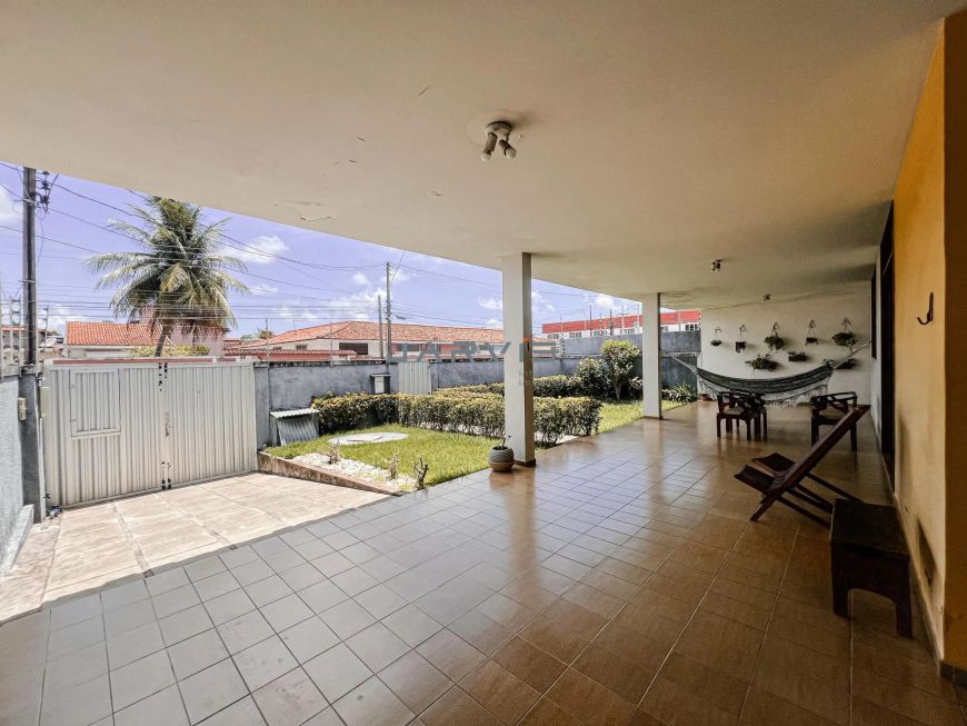 Casa à venda com 3/4 na Gruta de Lourdes - Maceió/AL-RS 790.000,00