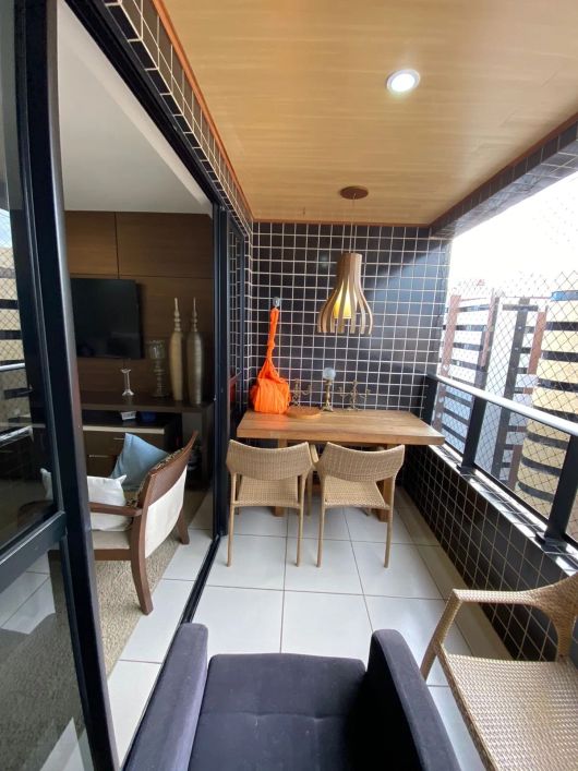 Excelente apartamento 4/4, 130m2, a poucos metros da praia em Ponta Verde