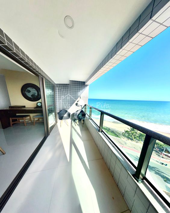 Excelente apartamento para venda possui 137 m2 com 4/4 sendo 3 suítes em Jacarecica - Maceió - AL