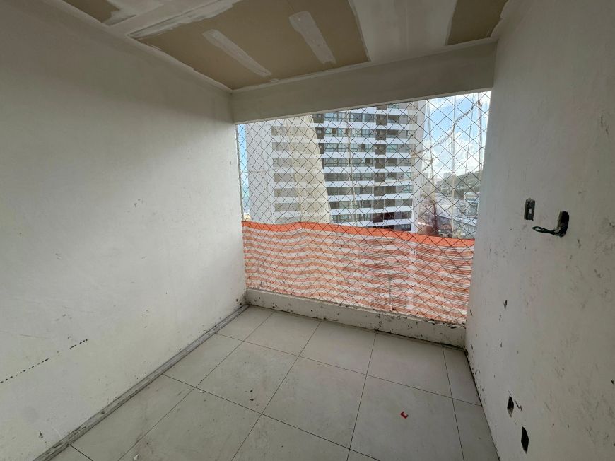 Apartamento Beira-Mar LANAI BEACH, em construção. Entrega para 2025