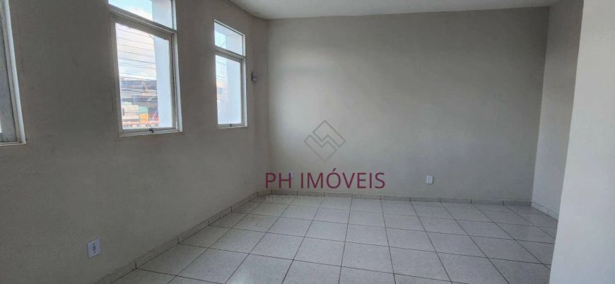 Prédio Comercial com 7 salas disponíveis para locação na Av. Fernandes Lima - 551m²